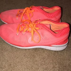 Pink/Orange Nike’s